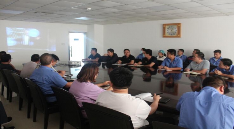 綜合部組織公司員工學(xué)習(xí)阿米巴管理模式